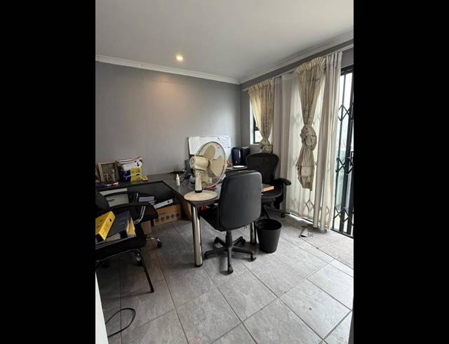 4 BEDROOM HOUSE FOR SALE IN MORGENSTER